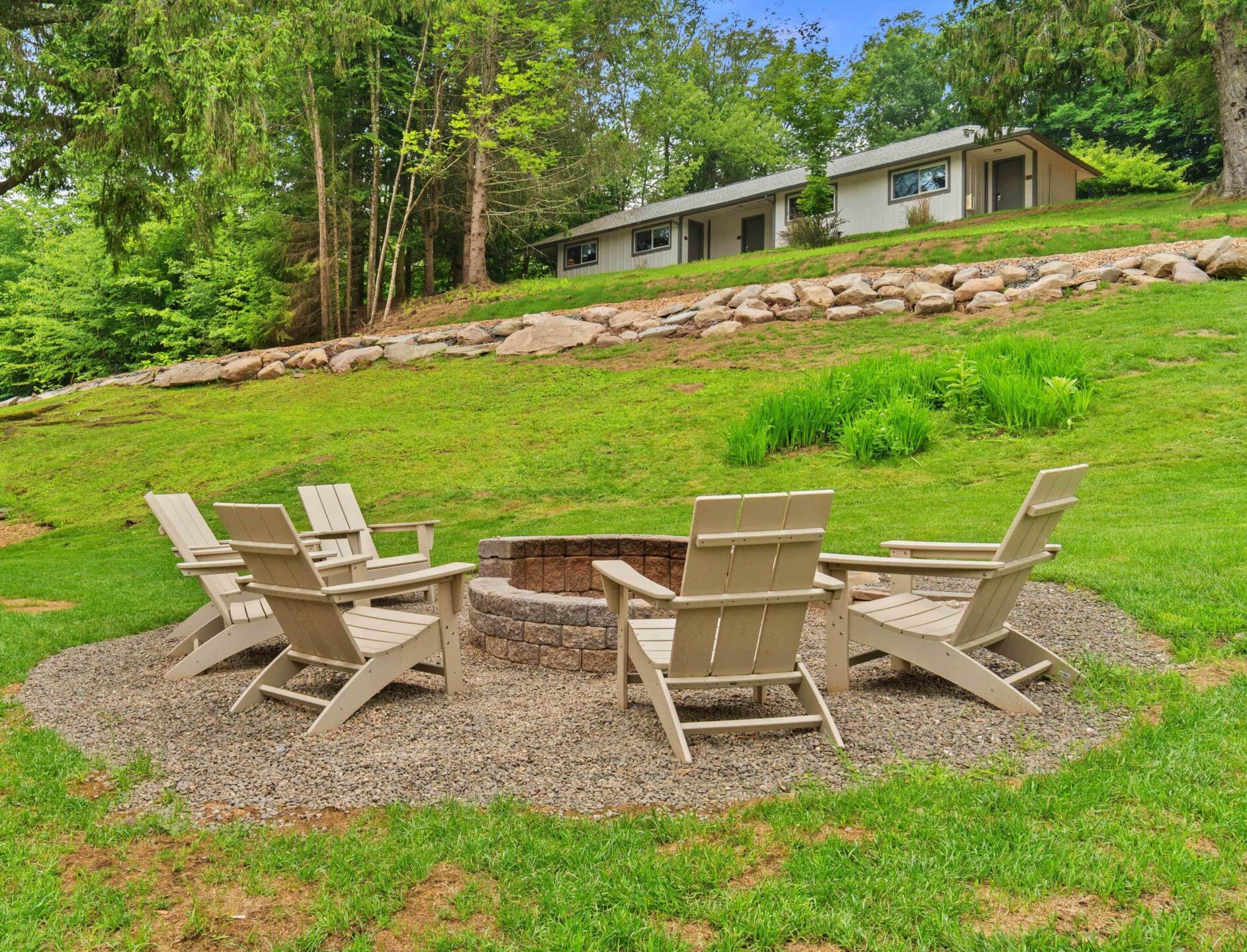 23 acre chairs